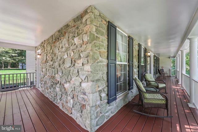 6290 HAPPY CREEK RD, Manassas, VA 20112