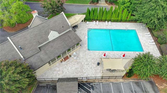 4008 St Georges Court, Duluth, GA 30096