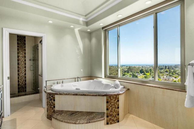 3660 Tiffani Court, Santa Cruz, CA 95065
