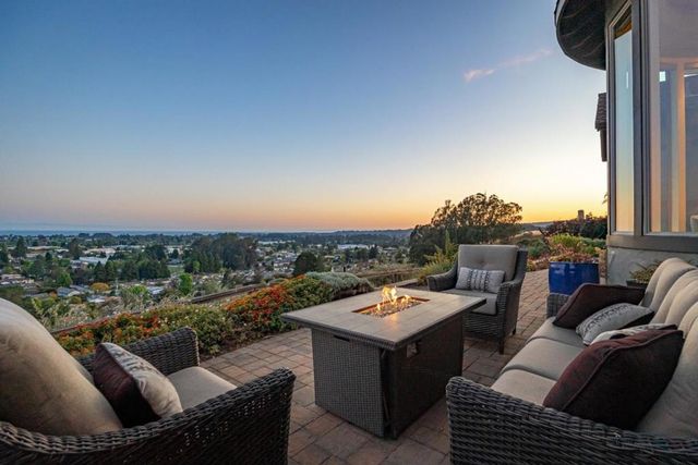3660 Tiffani Court, Santa Cruz, CA 95065