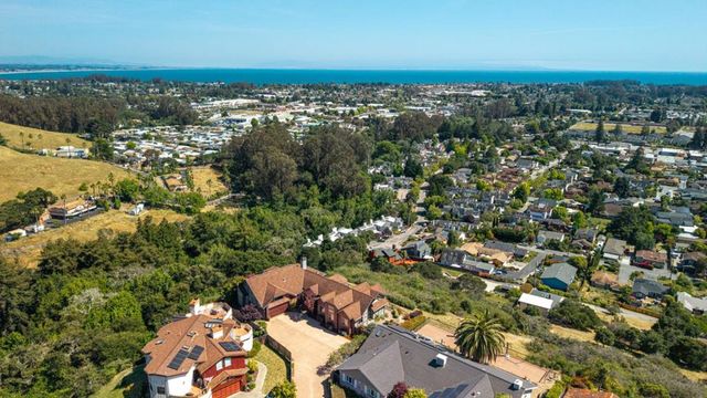 3660 Tiffani Court, Santa Cruz, CA 95065