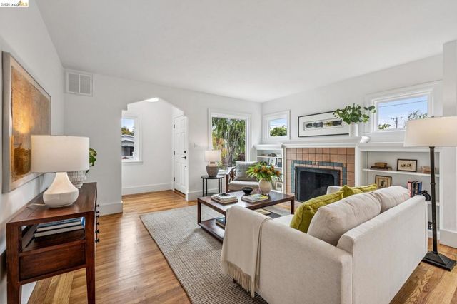 1629 Jaynes St., Berkeley, CA 94703