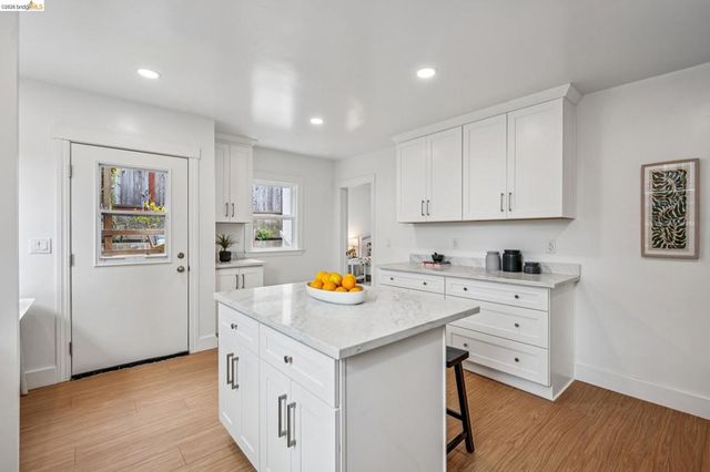 1629 Jaynes St., Berkeley, CA 94703