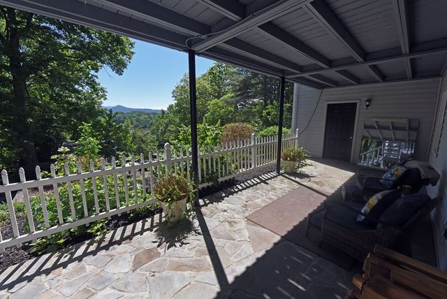 382 Pat Colwell Road, Blairsville, GA 30512