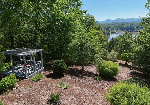 382 Pat Colwell Road, Blairsville, GA 30512