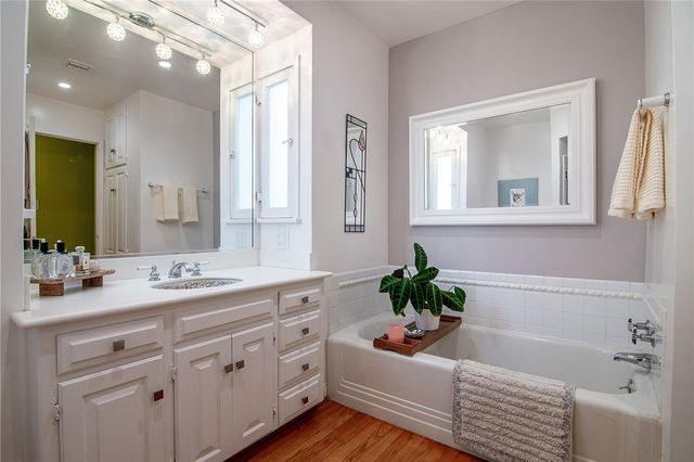 1505 W Parkside Avenue, Burbank, CA 91506