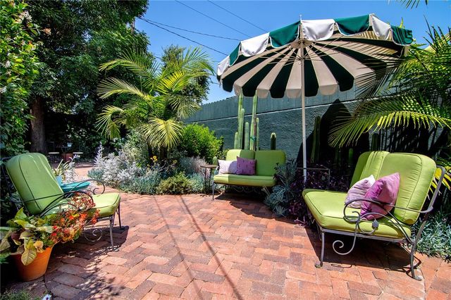 1505 W Parkside Avenue, Burbank, CA 91506