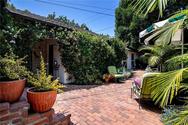 1505 W Parkside Avenue, Burbank, CA 91506