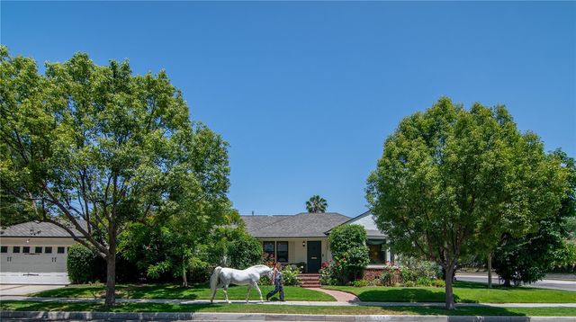 1505 W Parkside Avenue, Burbank, CA 91506