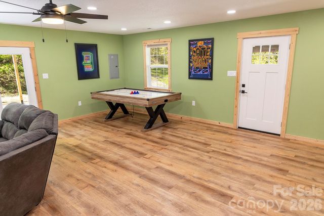 95 Lasso Lane, Waynesville, NC 28785