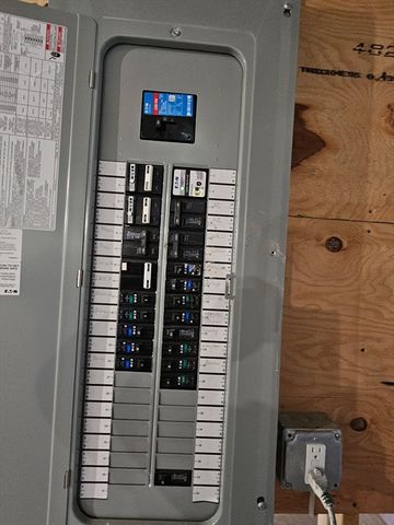 88 Stafford Holland Rd, Wales, MA 01081