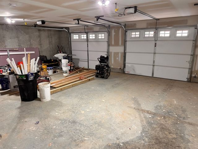 88 Stafford Holland Rd, Wales, MA 01081