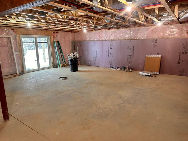 88 Stafford Holland Rd, Wales, MA 01081