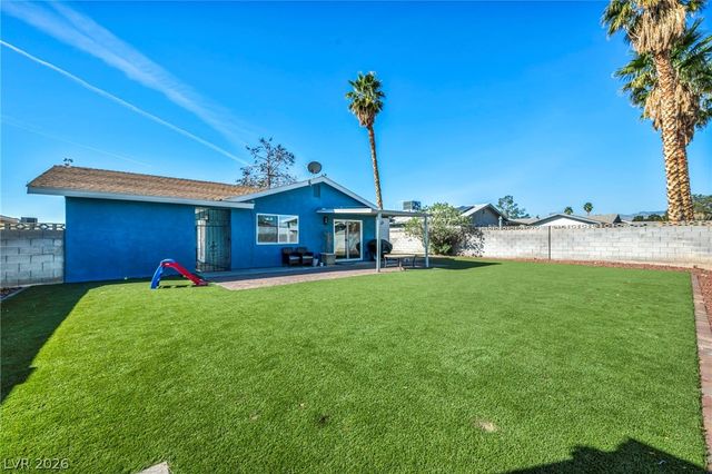 6300 Espinosa Avenue, Las Vegas, NV 89108