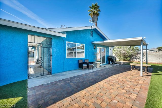 6300 Espinosa Avenue, Las Vegas, NV 89108