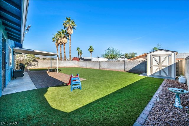 6300 Espinosa Avenue, Las Vegas, NV 89108