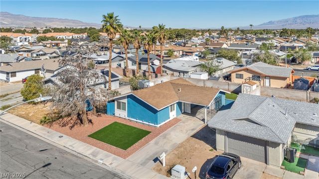6300 Espinosa Avenue, Las Vegas, NV 89108