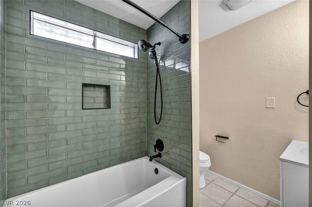 6300 Espinosa Avenue, Las Vegas, NV 89108