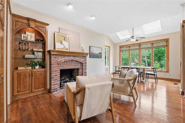 9019 W 139th Terrace, Overland Park, KS 66221