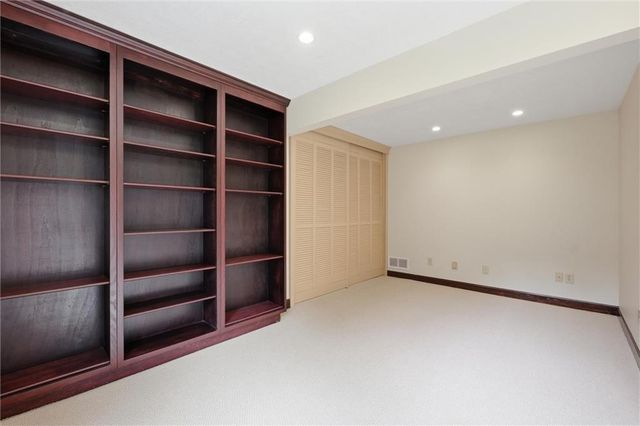 9019 W 139th Terrace, Overland Park, KS 66221