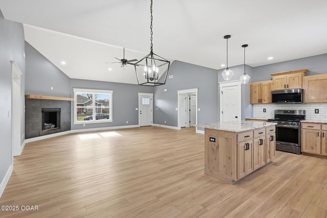 913 Samthea Drive, Oronogo, MO 64855