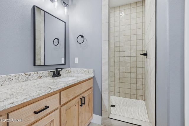 913 Samthea Drive, Oronogo, MO 64855