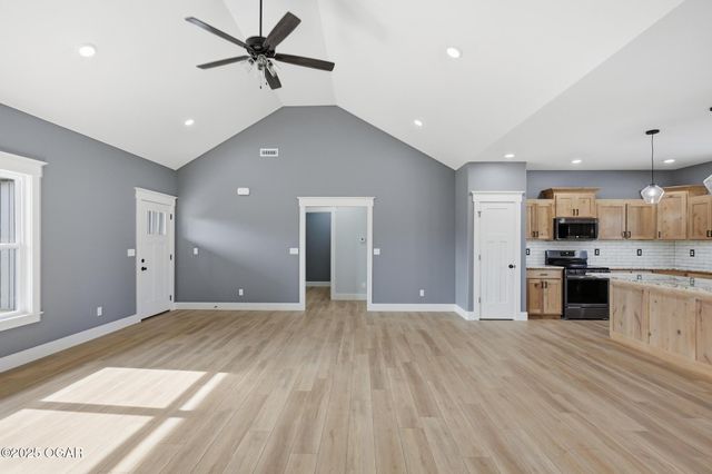 913 Samthea Drive, Oronogo, MO 64855