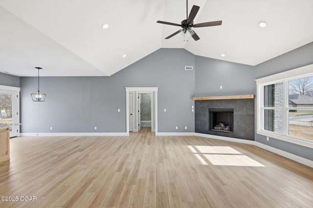 913 Samthea Drive, Oronogo, MO 64855