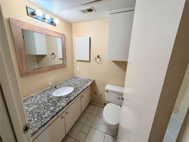 4933 Skillman Street 247, Dallas, TX 75206