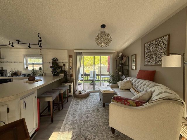 194 Hunters Glen, Baraboo, WI 53913