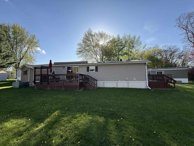 194 Hunters Glen, Baraboo, WI 53913