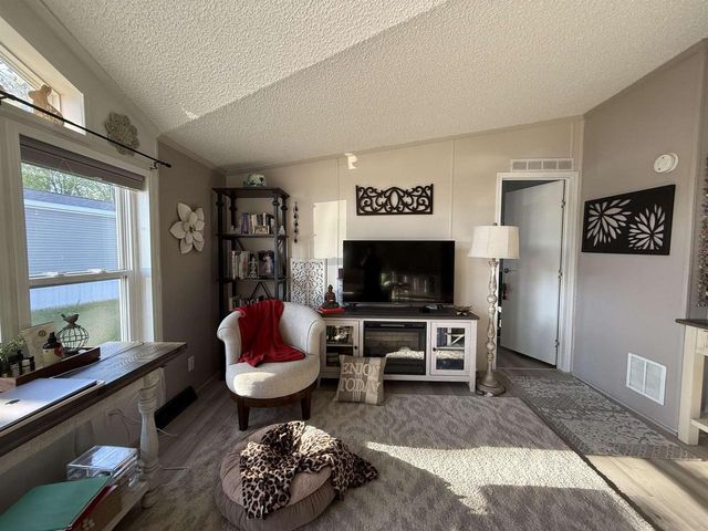 194 Hunters Glen, Baraboo, WI 53913