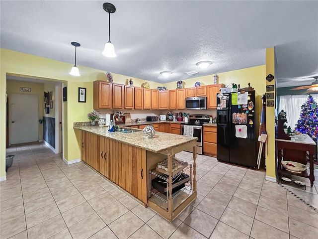 913 HELENA DRIVE, Brandon, FL 33511