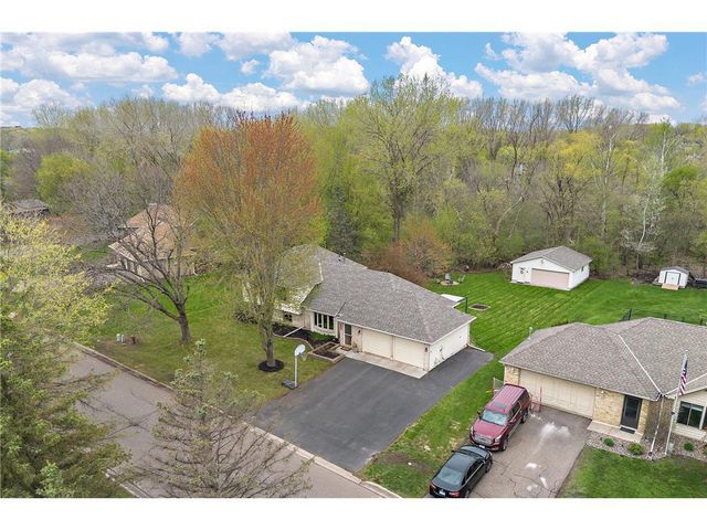 4589 Saddlewood Drive, Minnetonka, MN 55345