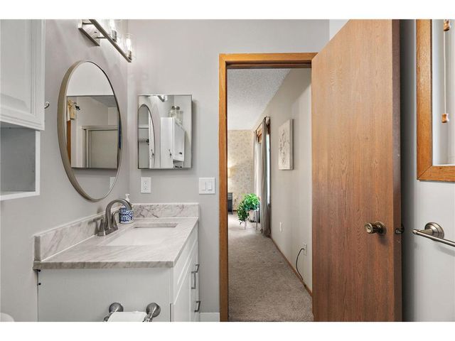 4589 Saddlewood Drive, Minnetonka, MN 55345