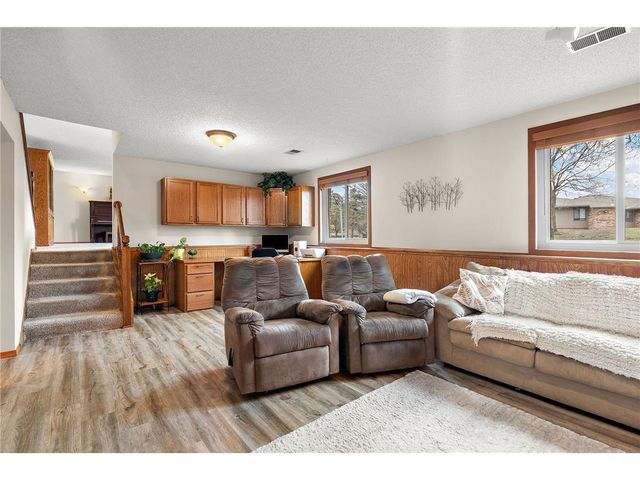 4589 Saddlewood Drive, Minnetonka, MN 55345