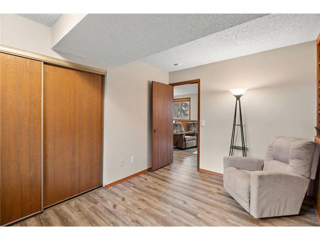 4589 Saddlewood Drive, Minnetonka, MN 55345