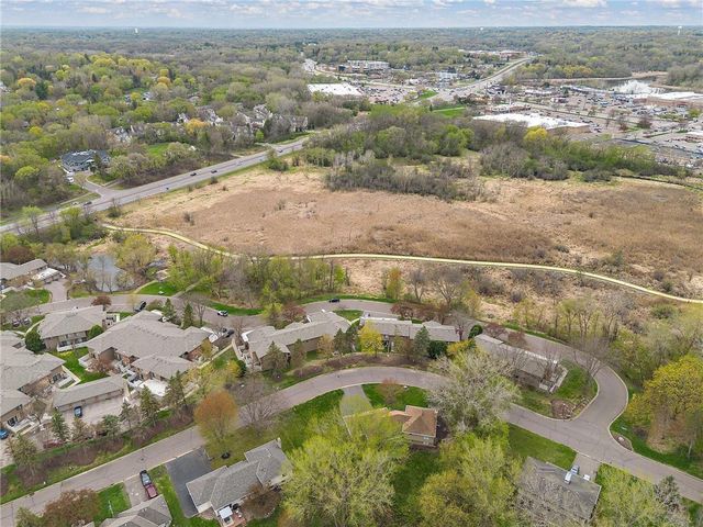 4589 Saddlewood Drive, Minnetonka, MN 55345