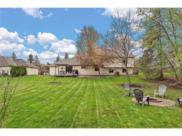 4589 Saddlewood Drive, Minnetonka, MN 55345