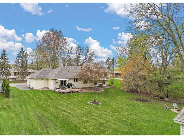 4589 Saddlewood Drive, Minnetonka, MN 55345