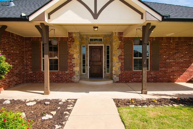 9029 NW 83rd Street, Yukon, OK 73099