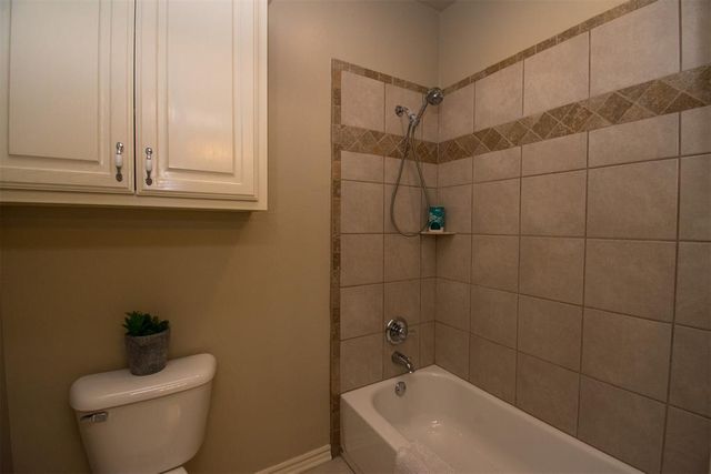 9029 NW 83rd Street, Yukon, OK 73099
