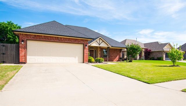 9029 NW 83rd Street, Yukon, OK 73099