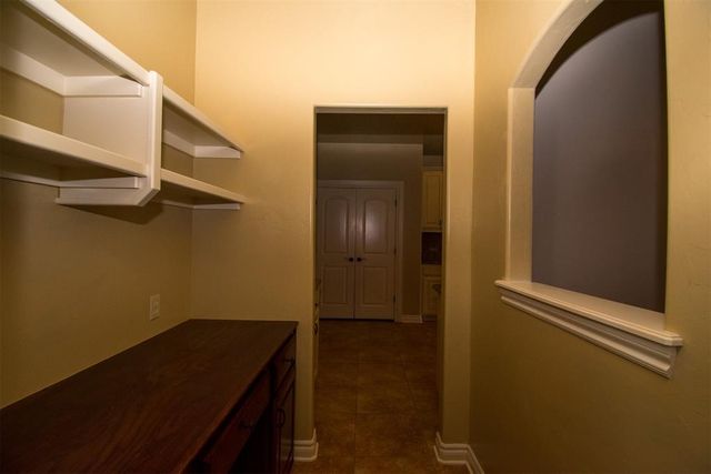 9029 NW 83rd Street, Yukon, OK 73099