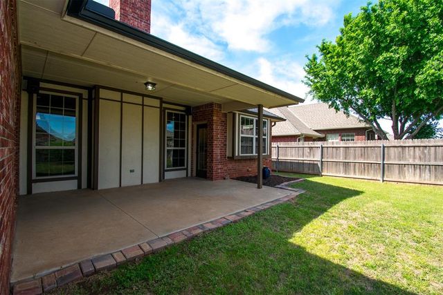 9029 NW 83rd Street, Yukon, OK 73099