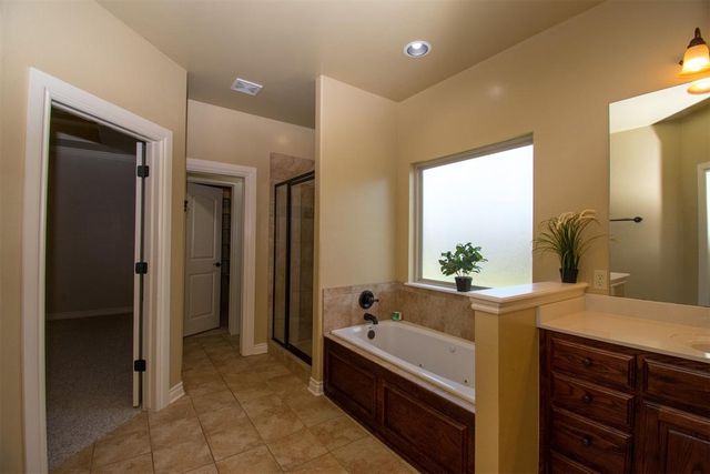 9029 NW 83rd Street, Yukon, OK 73099