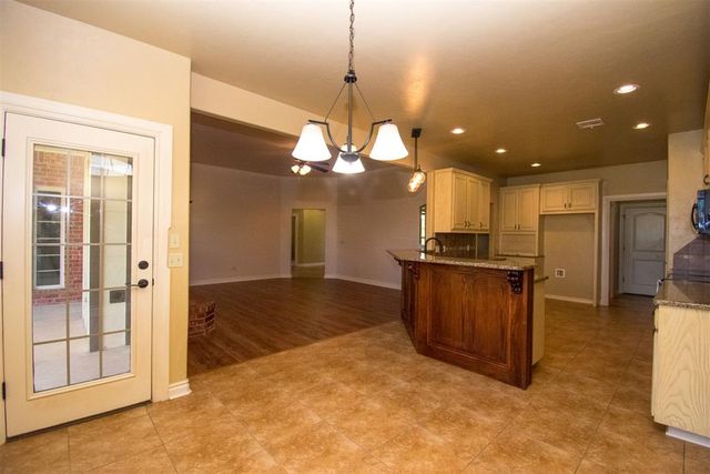 9029 NW 83rd Street, Yukon, OK 73099