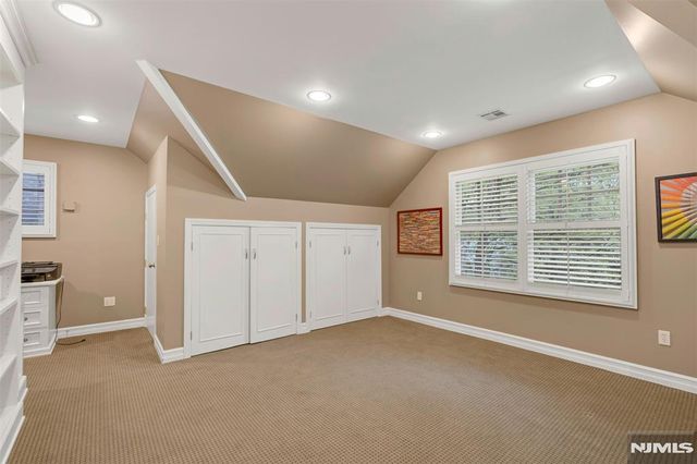 506 Sunderland Road, Teaneck, NJ 07666