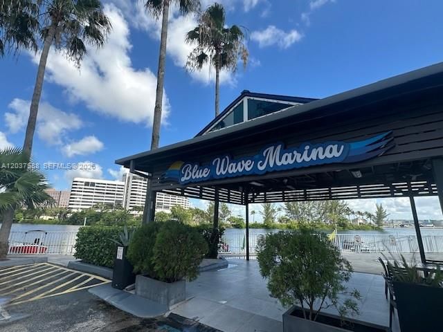 5091 NW 7th Street 1008, Miami, FL 33126