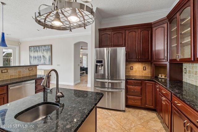 4728 UNIVERSITY Boulevard N, Jacksonville, FL 32277